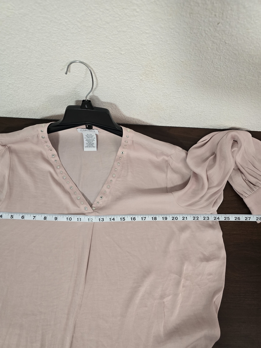 Carmen Marc Valvo Pale Pink V-Neck Blouse with Gem Trim - Picture 13 of 13